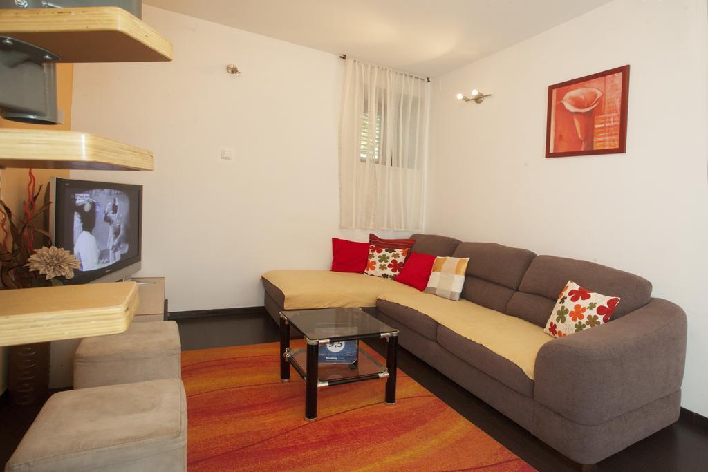 Apartment Welcome สปลิท ภายนอก รูปภาพ